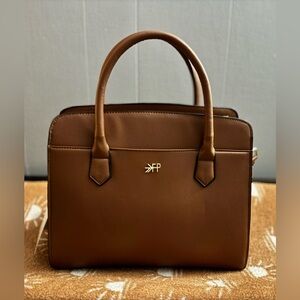 Freshly Picked Windsor Satchel